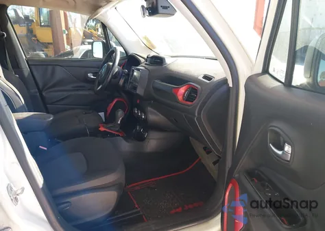 2016 Jeep Renegade Trailhawk z USA, uszkodzony, nr VIN ZACCJBCT2GPD95220